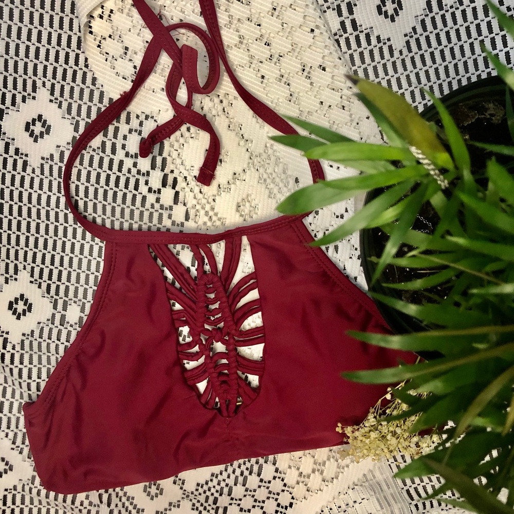 Super summer Burgundy swim top